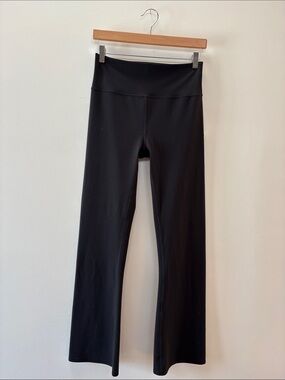 Vuori Black High-Rise Flared Leggings